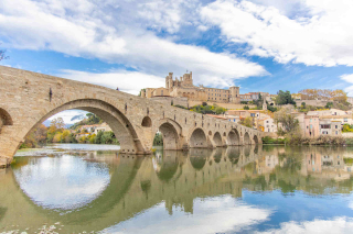 Photo du Pont Vieux de Béziers et de sa Cathédrale